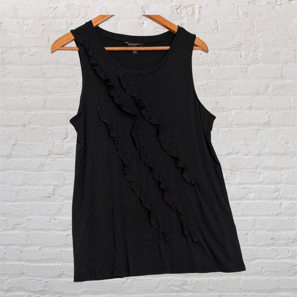 Banana Republic Black Ruffle Front‎ Sleeveless Tank Top Size M Scoop Neck Rayon